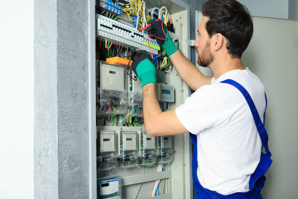 Best Circuit Breaker Repair  in North Logan, UT